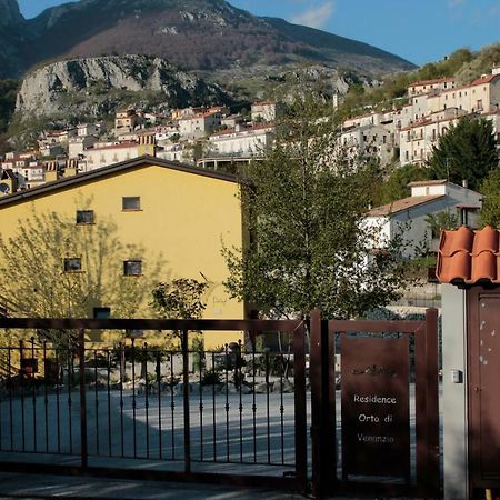 4Flats In Orto Di Venanzio Apartment Barrea Luaran gambar