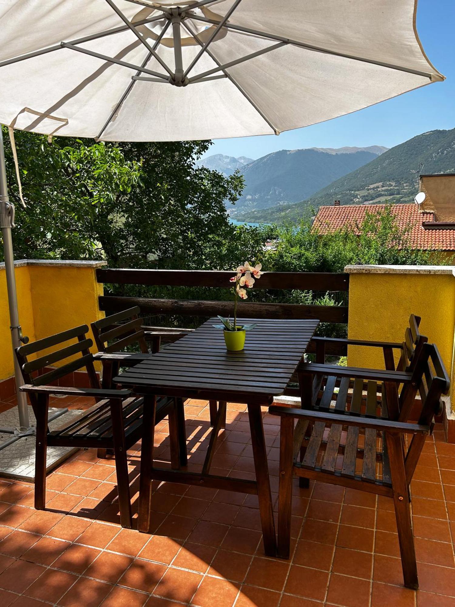 4Flats In Orto Di Venanzio Apartment Barrea Luaran gambar